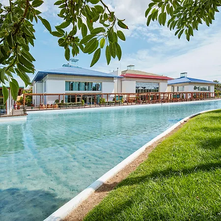 Portaventura Caribe - Includes Unlimited Access To Portaventura Park & 1 Access To Ferrari Land Otel