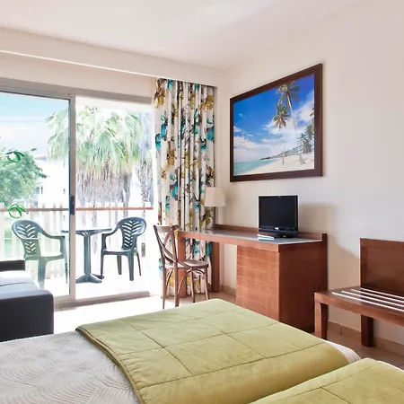 Otel Portaventura Caribe - Includes Unlimited Access To Portaventura Park & 1 Access To Ferrari Land 4*