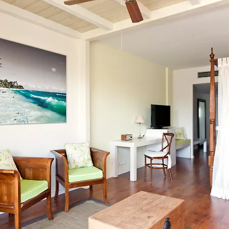 Otel Portaventura Caribe - Includes Unlimited Access To Portaventura Park & 1 Access To Ferrari Land 4*