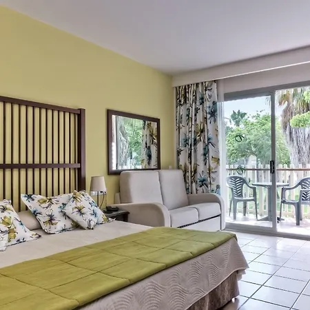 Otel Portaventura Caribe - Includes Unlimited Access To Portaventura Park & 1 Access To Ferrari Land 4*