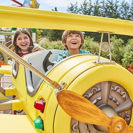 Portaventura Caribe - Includes Unlimited Access To Portaventura Park & 1 Access To Ferrari Land Otel