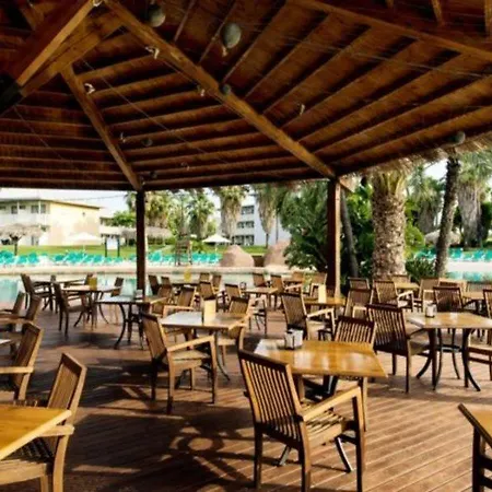 Portaventura Caribe - Includes Unlimited Access To Portaventura Park & 1 Access To Ferrari Land Otel Salou