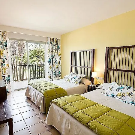 Portaventura Caribe - Includes Unlimited Access To Portaventura Park & 1 Access To Ferrari Land 4* Salou
