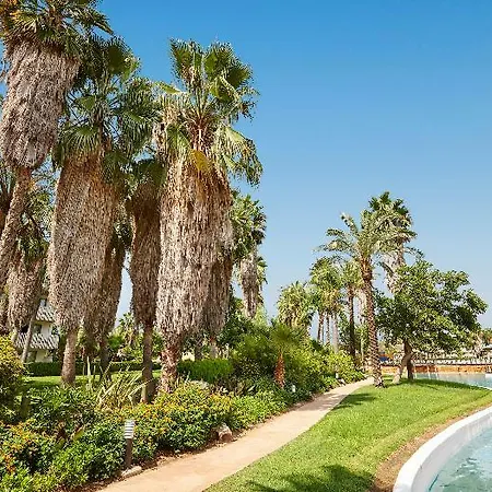 Otel Portaventura Caribe - Includes Unlimited Access To Portaventura Park & 1 Access To Ferrari Land 4*