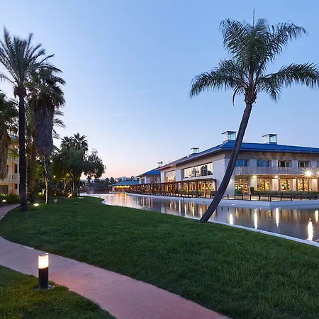 Hotel Portaventura Caribe - Includes Unlimited Access To Portaventura Park & 1 Access To Ferrari Land